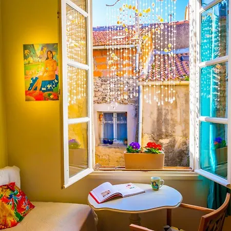 Apartment Mia Casa - Gauguin - Central, Artistique Et Calme *